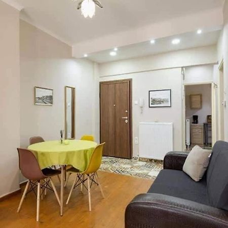Private Pristine Balcony Home- Heart Of The Center Thessaloniki Exterior photo