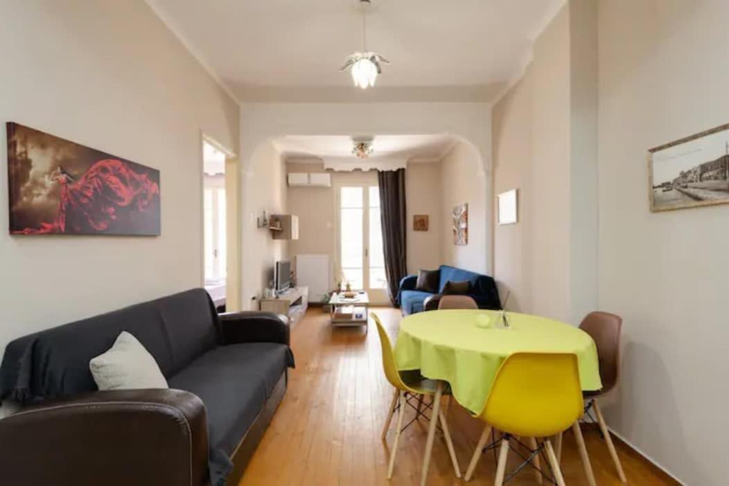 Private Pristine Balcony Home- Heart Of The Center Thessaloniki Exterior photo