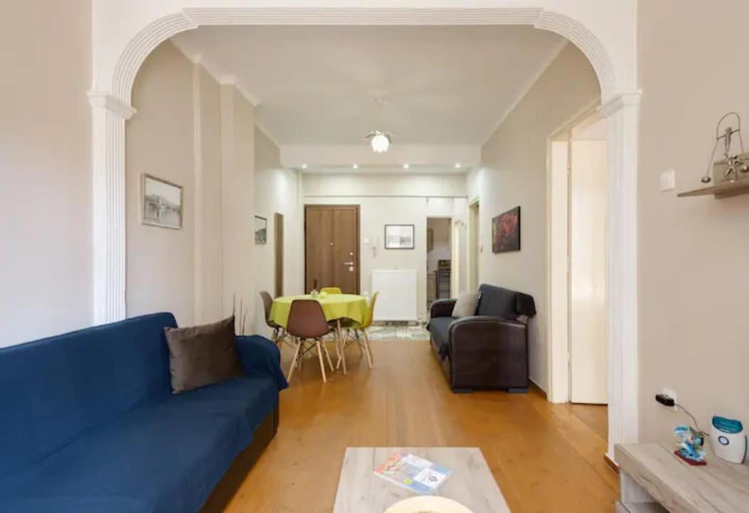 Private Pristine Balcony Home- Heart Of The Center Thessaloniki Exterior photo
